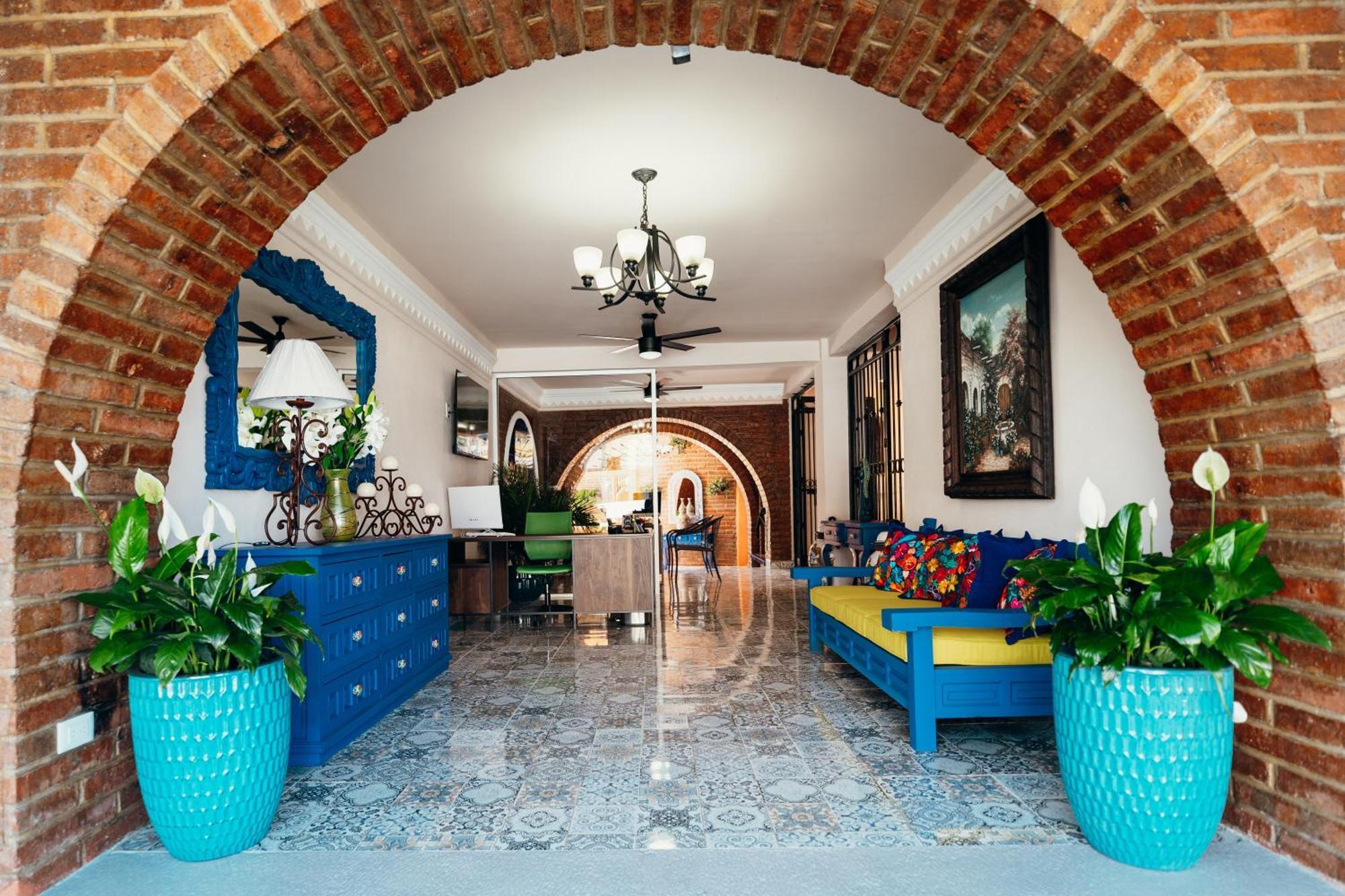 Boutique Hotel & Suites Hacienda Lord Twigg Puerto Vallarta Exterior photo